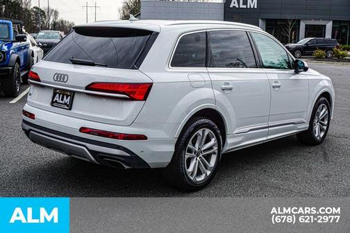 2025 Audi Q7 55 Premium Plus
