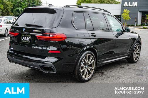 2022 BMW X7 M50i
