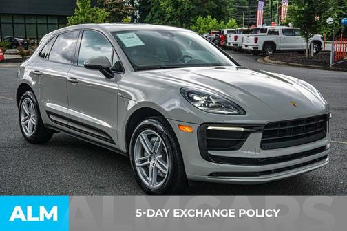 2022 Porsche Macan Base