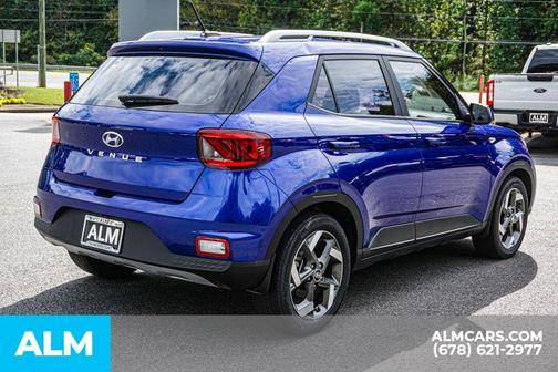 2023 Hyundai VENUE SEL