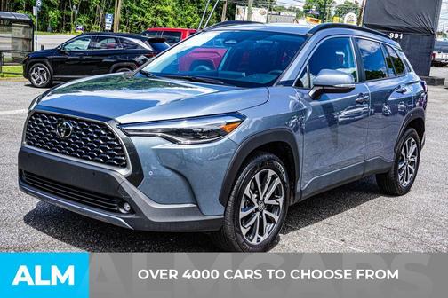 2024 Toyota Corolla Cross XLE