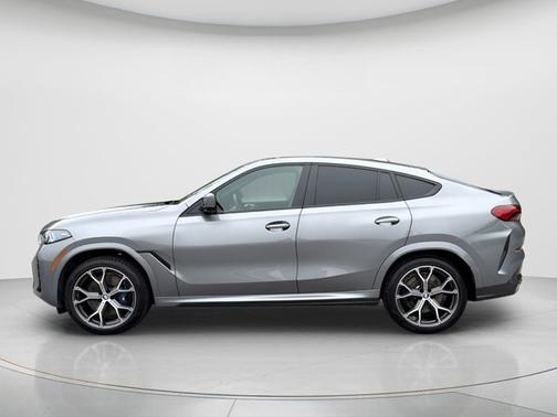 2026 BMW X6 M60i