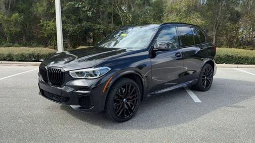 2022 BMW X5 M50i