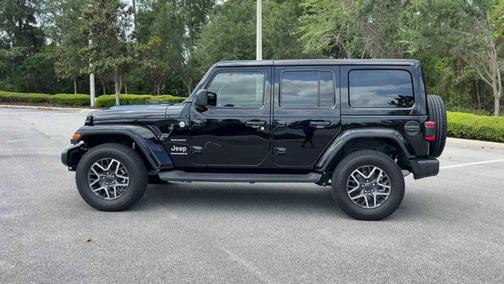 2024 Jeep Wrangler Sahara