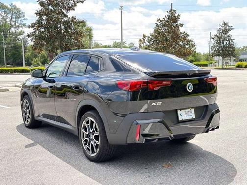 Black Sapphire Metallic 2025 BMW X2 xDrive28i