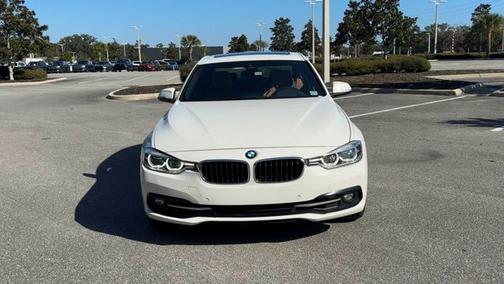 2018 BMW 330 i