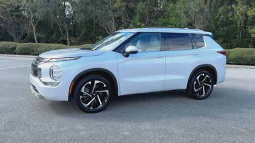 2022 Mitsubishi Outlander SEL