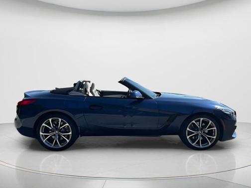 Mediterranean Blue Metallic 2021 BMW Z4 sDrive30i