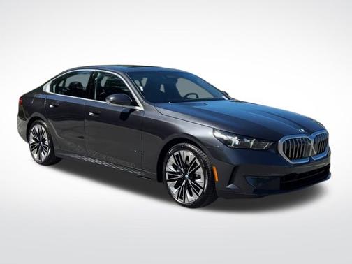 2025 BMW 530 530i