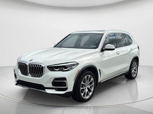 Alpine White 2023 BMW X5 sDrive40i