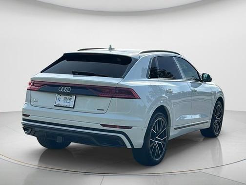 2020 Audi Q8 Prestige