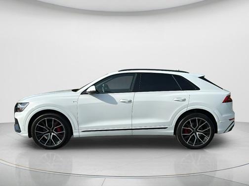 2020 Audi Q8 Prestige