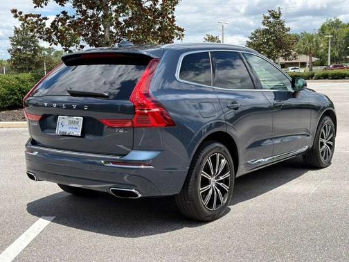 Denim Blue Metallic 2021 Volvo XC60 Inscription