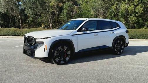 2024 BMW XM Base