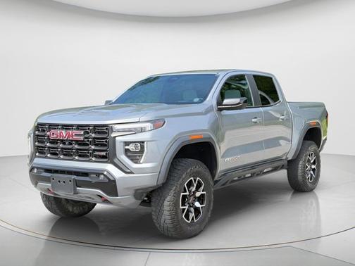 Sterling Metallic 2024 GMC Canyon 4WD AT4X