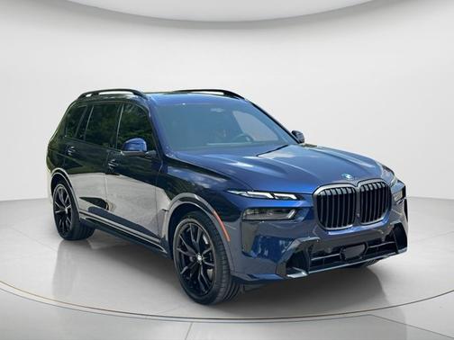 Tanzanite Blue II Metallic 2026 BMW X7 xDrive40i