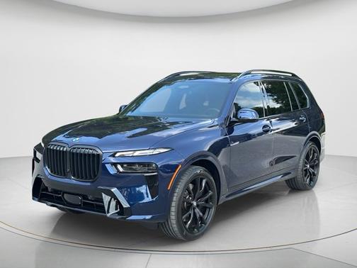 Tanzanite Blue II Metallic 2026 BMW X7 xDrive40i