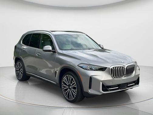 Skyscraper Grey Metallic 2024 BMW X5 xDrive40i