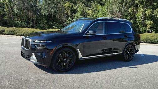 2025 BMW X7 xDrive40i