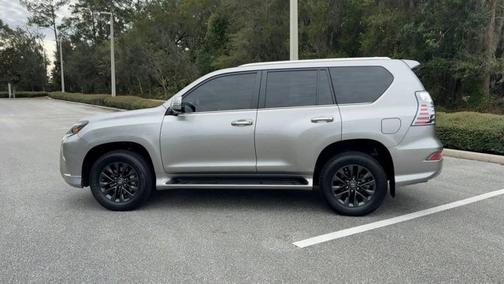 2023 Lexus GX 460 Premium
