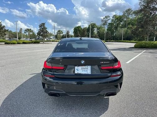Black Sapphire Metallic 2021 BMW M340 M340i