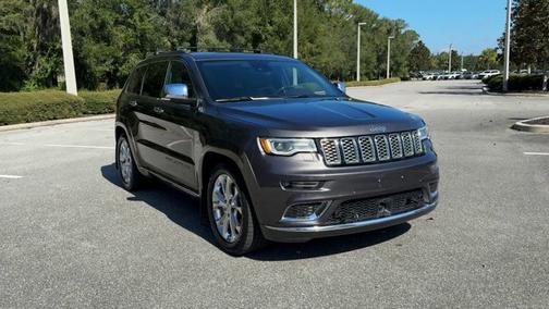 2020 Jeep Grand Cherokee Summit