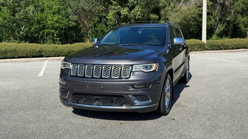 2020 Jeep Grand Cherokee Summit