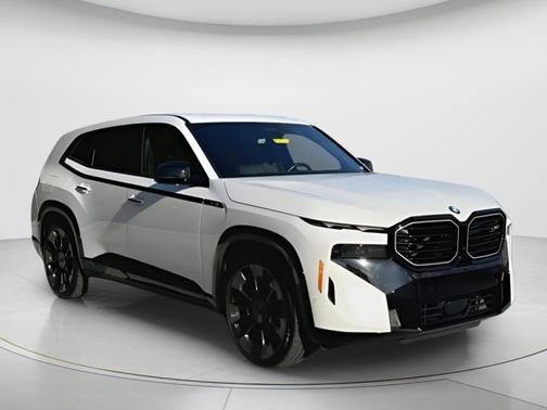 2024 BMW XM Base