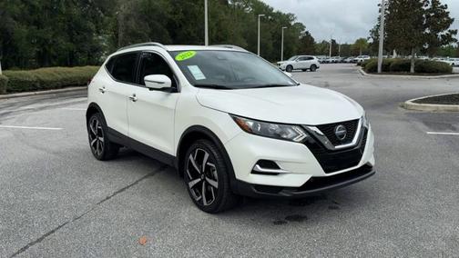 2022 Nissan Rogue Sport SL