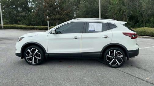 2022 Nissan Rogue Sport SL