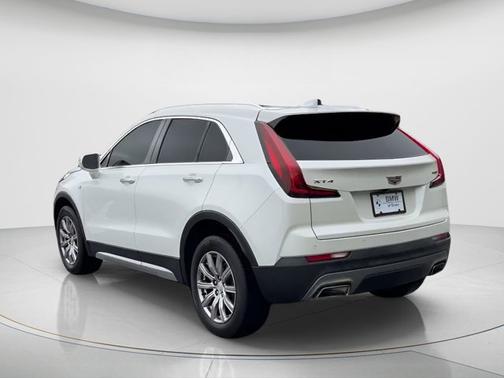 2021 Cadillac XT4 FWD Premium Luxury