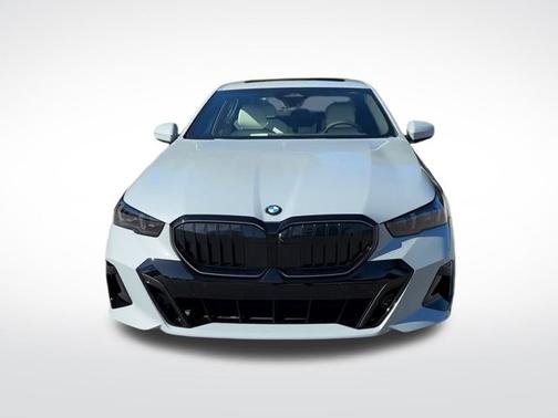 2025 BMW 530 530i