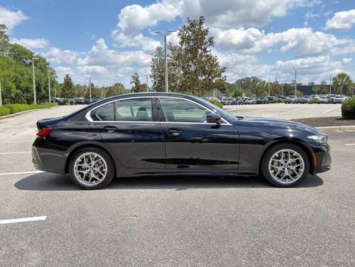 Jet Black 2025 BMW 330 330i