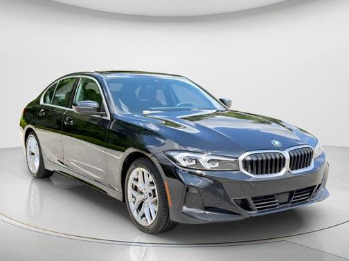 Jet Black 2025 BMW 330 330i