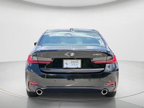Jet Black 2025 BMW 330 330i