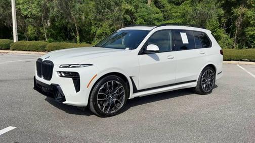 2025 BMW X7 xDrive40i
