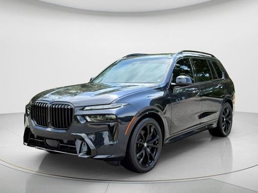 Carbon Black Metallic 2024 BMW X7 xDrive40i