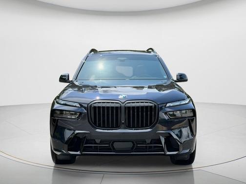 Carbon Black Metallic 2024 BMW X7 xDrive40i