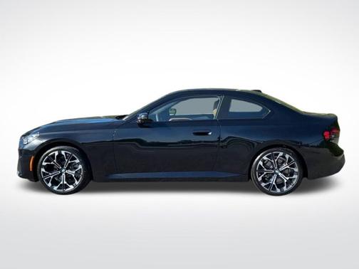 2025 BMW 230 230i