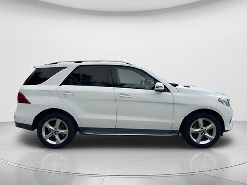 White 2018 Mercedes-Benz GLE 350 Base