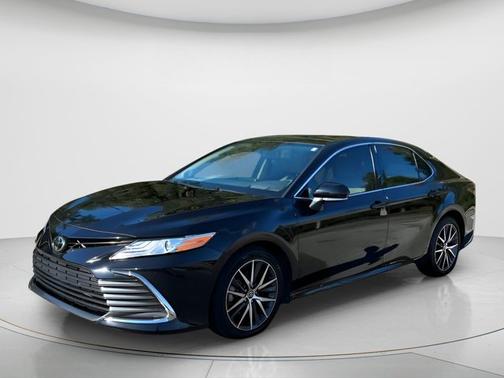 2024 Toyota Camry XLE