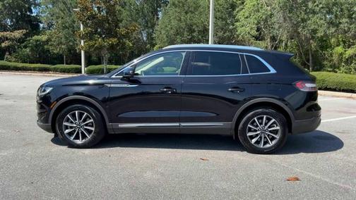 2022 Lincoln Nautilus Standard