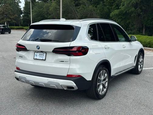 Alpine White 2026 BMW X5 sDrive40i