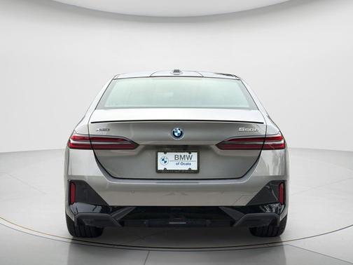 2026 BMW 550e 550e xDrive