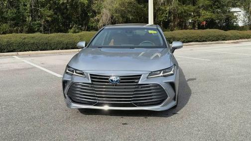 2022 Toyota Avalon Hybrid Limited