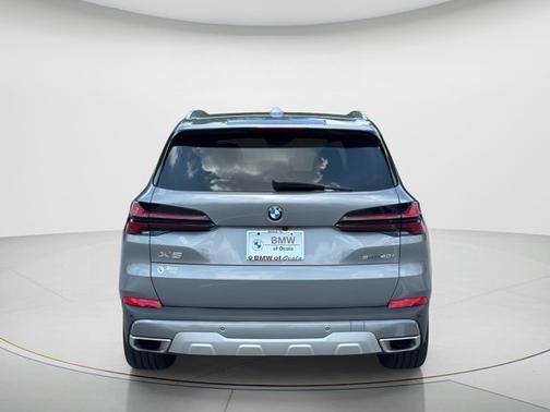 Skyscraper Grey Metallic 2024 BMW X5 sDrive40i