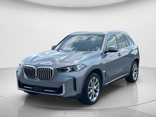 Skyscraper Grey Metallic 2024 BMW X5 sDrive40i