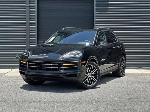 2025 Porsche Cayenne 