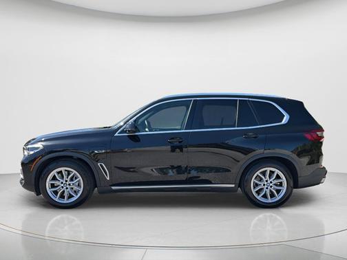 2023 BMW X5 xDrive45e