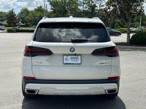 Mineral White Metallic 2024 BMW X5 xDrive50e